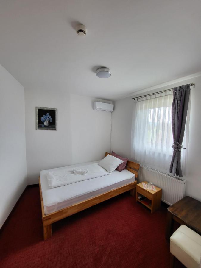Nihad B&B Visoko Esterno foto