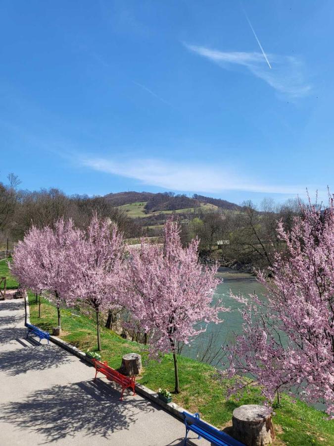 Nihad B&B Visoko Esterno foto